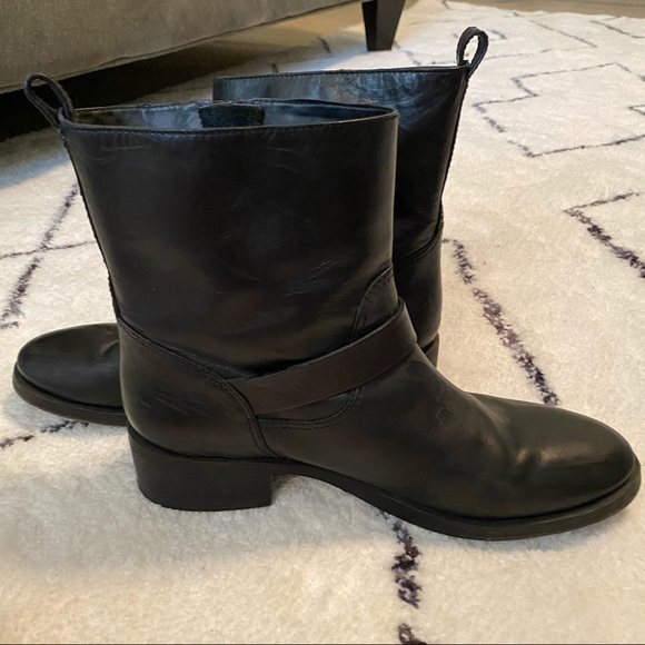 Tory Burch Black Ankle Boots - Picture 4 of 7